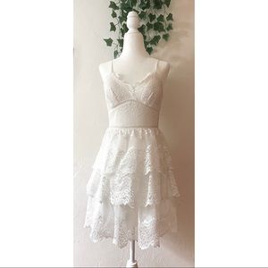 White lace mini dress, in a size 3/4 for juniors!